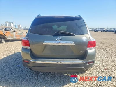 Zdjęcie 6 z 12 samochodu: 2011 TOYOTA HIGHLANDER LIMITED VIN:5TDBK3EH8BS057517 - miniatura