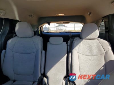Zdjęcie 10 z 13 samochodu: 2026 TOYOTA SIENNA LE VIN:5TDKSKFC7TS231527 - miniatura