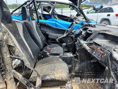 Piąte zdjęcie samochodu w środku: 2025 KAWASAKI TERYX UTILITY VEHICLE VIN:JKARTCE1XSB500380 - miniatura