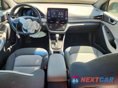 Zdjęcie 8 z 13 samochodu: 2020 HYUNDAI IONIQ SE VIN:KMHC75LC5LU233117 - miniatura