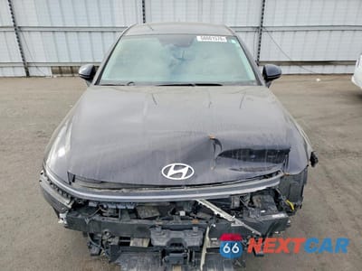 Piąte zdjęcie samochodu w środku: 2024 HYUNDAI SONATA HYBRID VIN:KMHL34JJ3RA086507 - miniatura