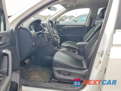 Zdjęcie 8 z 13 samochodu: 2022 VOLKSWAGEN TIGUAN SE VIN:3VV3B7AXXNM122687 - miniatura
