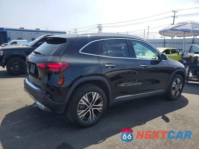 Trzecie zdjęcie samochodu z tyłu: 2025 MERCEDES-BENZ GLA 250 VIN:W1N4N4GB3SJ738091 - miniatura