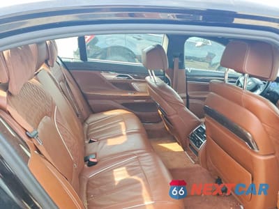 Zdjęcie 10 z 12 samochodu: 2016 BMW 750 XI VIN:WBA7F2C52GG419529 - miniatura