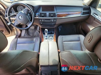 Zdjęcie 8 z 14 samochodu: 2008 BMW X5 4.8I VIN:5UXFE83528L160276 - miniatura