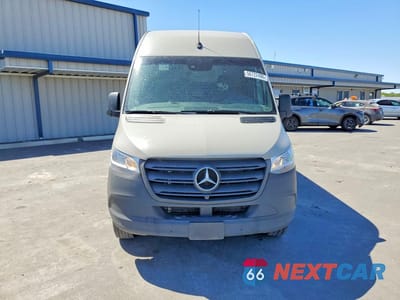 Piąte zdjęcie samochodu w środku: 2024 MERCEDES BENZ SPRINTER 2500 DELIVERY VAN VIN:W1Y4KCHY1RT180930 - miniatura