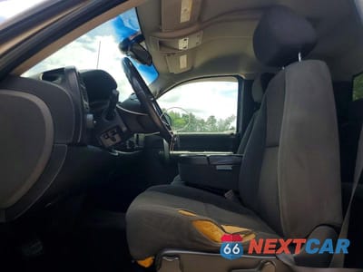 Zdjęcie 7 z 12 samochodu: 2008 GMC SIERRA C1500 VIN:2GTEC19J281108652 - miniatura