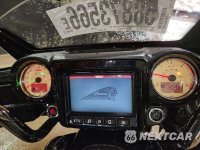 Zdjęcie 7 z 9 samochodu: 2017 INDIAN CHIEFTAIN VIN:56KTCAAA3H3356187 - miniatura