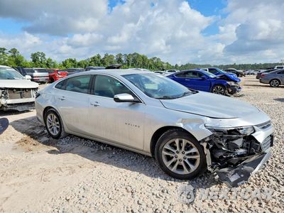 Czwarte zdjęcie samochodu z boku: 2017 CHEVROLET MALIBU LT VIN:1G1ZE5ST8HF181475 - miniatura