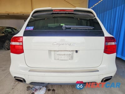 Zdjęcie 6 z 13 samochodu: 2008 PORSCHE CAYENNE VIN:WP1AA29P98LA12427 - miniatura