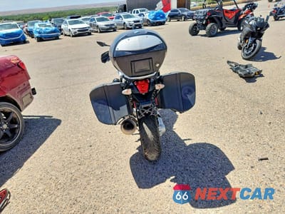 Czwarte zdjęcie samochodu z boku: 2009 BMW R1200 R VIN:WB10398079ZS26798 - miniatura