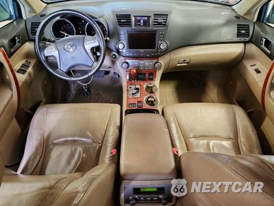 Zdjęcie 8 z 13 samochodu: 2010 TOYOTA HIGHLANDER LIMITED VIN:JTEDK3EH5A2164647 - miniatura