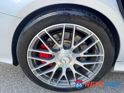 Zdjęcie 11 z 14 samochodu: 2016 MERCEDES-BENZ C 63 AMG-S VIN:55SWF8HB4GU114722 - miniatura
