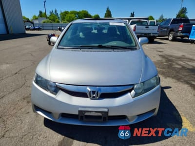 Piąte zdjęcie samochodu w środku: 2010 HONDA CIVIC EX VIN:19XFA1F82AE064804 - miniatura