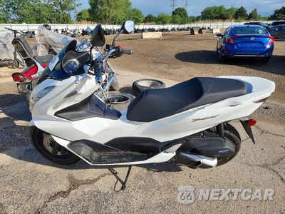 Trzecie zdjęcie samochodu z tyłu: 2022 HONDA WW150 VIN:RLHKF4702NY100288 - miniatura