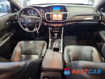 Zdjęcie 8 z 12 samochodu: 2016 HONDA ACCORD 2D EX VIN:1HGCR3F99GA021106 - miniatura