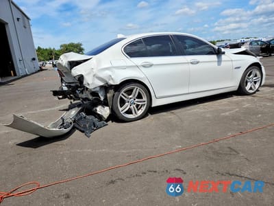 Trzecie zdjęcie samochodu z tyłu: 2014 BMW 535 XI VIN:WBA5B3C58ED536748 - miniatura