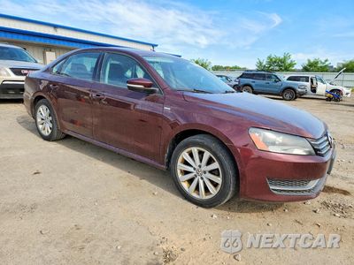 Czwarte zdjęcie samochodu z boku: 2014 VOLKSWAGEN PASSAT S VIN:1VWAT7A32EC079543 - miniatura