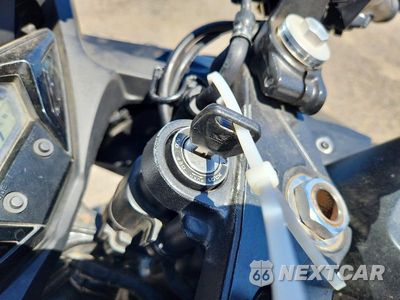 Zdjęcie 8 z 9 samochodu: 2015 HONDA CBR300 RA VIN:MLHNC5156F5100598 - miniatura