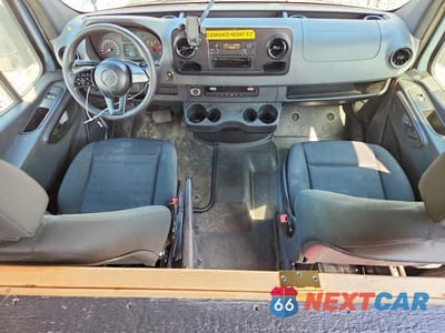 Zdjęcie 8 z 12 samochodu: 2019 MERCEDES-BENZ SPRINTER 2500 VIN:WD4PF1CDXKP130465 - miniatura