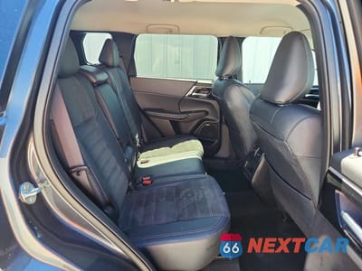 Zdjęcie 11 z 14 samochodu: 2025 MITSUBISHI OUTLANDER SE VIN:JA4J3VA87SZ018663 - miniatura