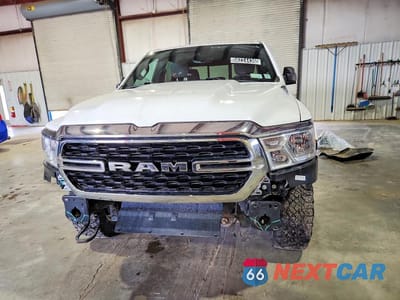 Piąte zdjęcie samochodu w środku: 2023 RAM 1500 VIN:1C6SRFMT8PN554493 - miniatura