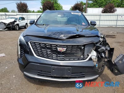 Piąte zdjęcie samochodu w środku: 2021 CADILLAC XT4 PREMIUM LUXURY VIN:1GYFZDR43MF070456 - miniatura