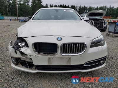 Piąte zdjęcie samochodu w środku: 2014 BMW 528 XI VIN:WBA5A7C59ED613766 - miniatura