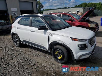 Czwarte zdjęcie samochodu z boku: 2022 HYUNDAI VENUE LIMITED VIN:KMHRC8A3XNU204564 - miniatura