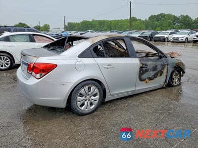 Trzecie zdjęcie samochodu z tyłu: 2013 CHEVROLET CRUZE LS VIN:1G1PA5SH7D7169322 - miniatura