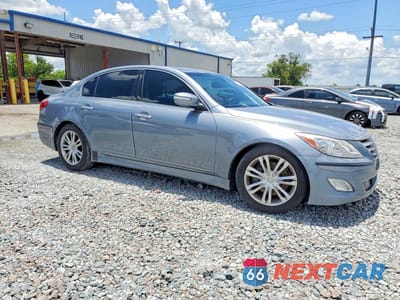 Czwarte zdjęcie samochodu z boku: 2014 HYUNDAI GENESIS 3.8L VIN:KMHGC4DDXEU263165 - miniatura
