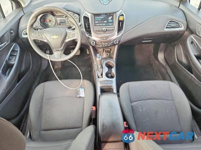 Zdjęcie 8 z 12 samochodu: 2017 CHEVROLET CRUZE LT VIN:1G1BE5SM7H7251424 - miniatura