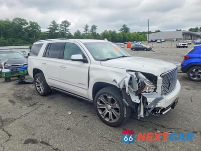 Czwarte zdjęcie samochodu z boku: 2017 GMC YUKON DENALI VIN:1GKS2CKJ2HR282163 - miniatura