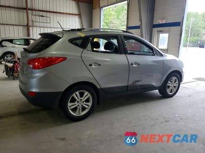 Trzecie zdjęcie samochodu z tyłu: 2013 HYUNDAI TUCSON GLS VIN:KM8JU3AC0DU763603 - miniatura