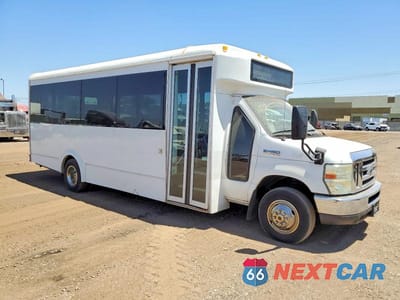 2009 FORD E450 SHUTTLE BUS 1FDFE45P89DA90086 - główne zdjęcie licytacji z USA - miniatura