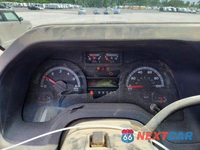 Zdjęcie 9 z 13 samochodu: 2011 FORD ECONOLINE E150 VAN VIN:1FTNE1EW9BDA46447 - miniatura