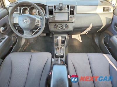 Zdjęcie 8 z 12 samochodu: 2009 NISSAN VERSA 1.8 S VIN:3N1BC13E49L352885 - miniatura