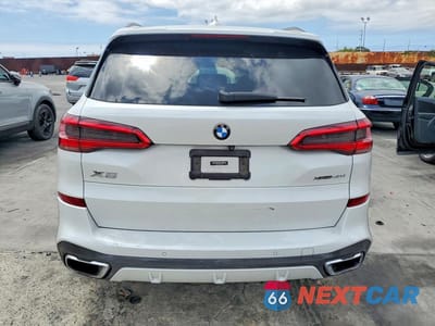 Zdjęcie 6 z 13 samochodu: 2019 BMW X5 XDRIVE40I VIN:5UXCR6C55KLL35669 - miniatura