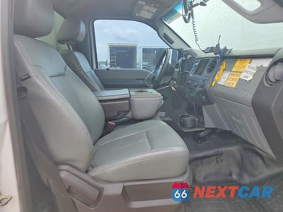 Zdjęcie 10 z 12 samochodu: 2015 FORD F550 SUPER DUTY VIN:1FDUF5GT6FED59020 - miniatura