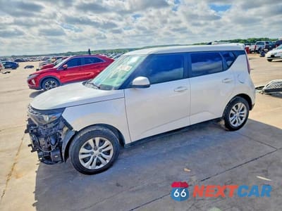 2023 KIA SOUL LX KNDJ23AU2P7889855 - główne zdjęcie licytacji z USA - miniatura