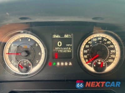Zdjęcie 8 z 10 samochodu: 2014 RAM 1500 SLT VIN:1C6RR6GT8ES480498 - miniatura