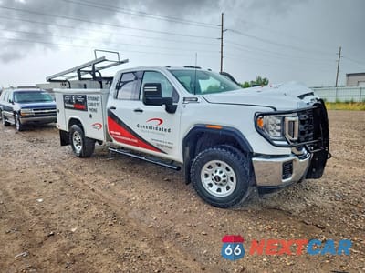 Czwarte zdjęcie samochodu z boku: 2021 GMC SIERRA K3500 VIN:1GT59SE75MF169088 - miniatura