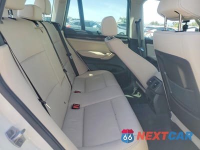 Zdjęcie 11 z 13 samochodu: 2016 BMW X3 XDRIVE28I VIN:5UXWX9C5XG0D93664 - miniatura
