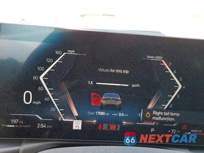 Zdjęcie 9 z 12 samochodu: 2025 BMW 330XI VIN:3MW89CW08S8F10698 - miniatura