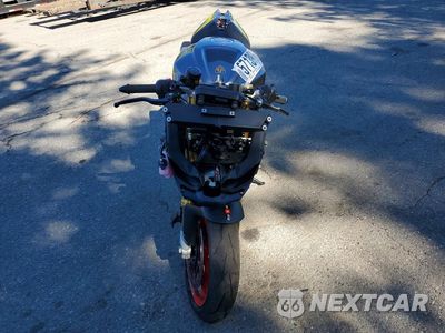 Drugie zdjęcie samochodu z przodu: 2026 APRILIA RSV4 1100 VIN:ZD4XPUA02TS000143 - miniatura