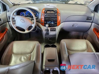 Zdjęcie 8 z 13 samochodu: 2010 TOYOTA SIENNA XLE VIN:5TDDK4CCXAS033790 - miniatura