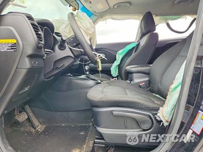 Zdjęcie 7 z 12 samochodu: 2016 KIA SOUL + VIN:KNDJP3A54G7292684 - miniatura