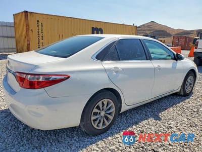 Trzecie zdjęcie samochodu z tyłu: 2016 TOYOTA CAMRY LE VIN:4T4BF1FK7GR538544 - miniatura