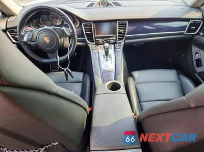 Zdjęcie 8 z 12 samochodu: 2014 PORSCHE PANAMERA 2 VIN:WP0AA2A73EL009712 - miniatura