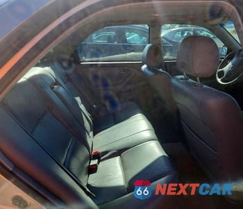 Zdjęcie 10 z 13 samochodu: 2000 TOYOTA CAMRY LE VIN:4T1BG22K7YU695933 - miniatura